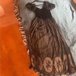 Misty Dress in Raven Velvet